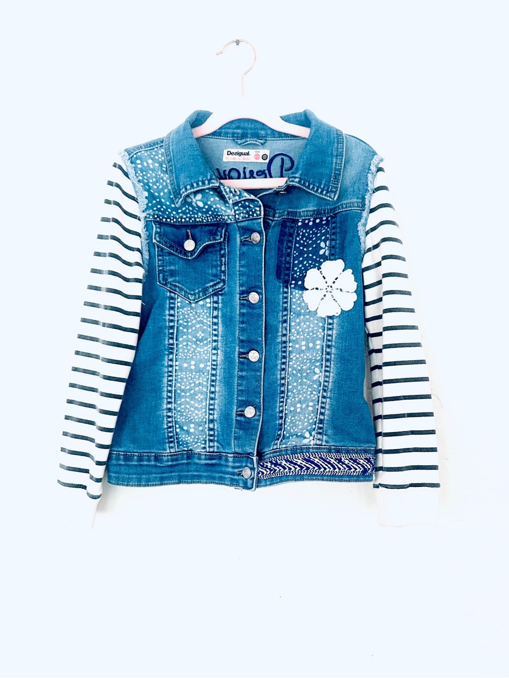 DESIGUAL Denim Jean Striped Sleeves Embroidered Jacket Sz 9/10